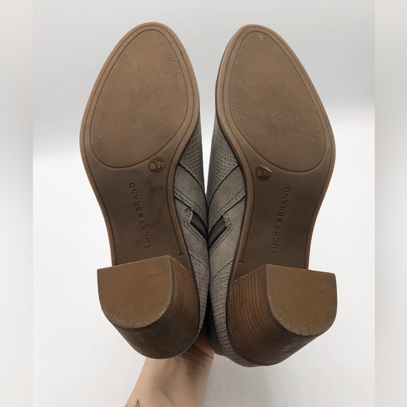 Lucky Brand Grey Suede Leather Ankle Booties Women’s Size 8 - Picture 6 of 8